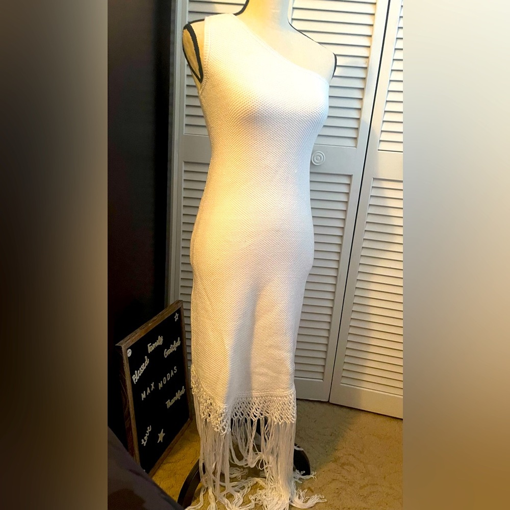 NWT Elegant White One-Shoulder Dress with Fringe made in Brazil